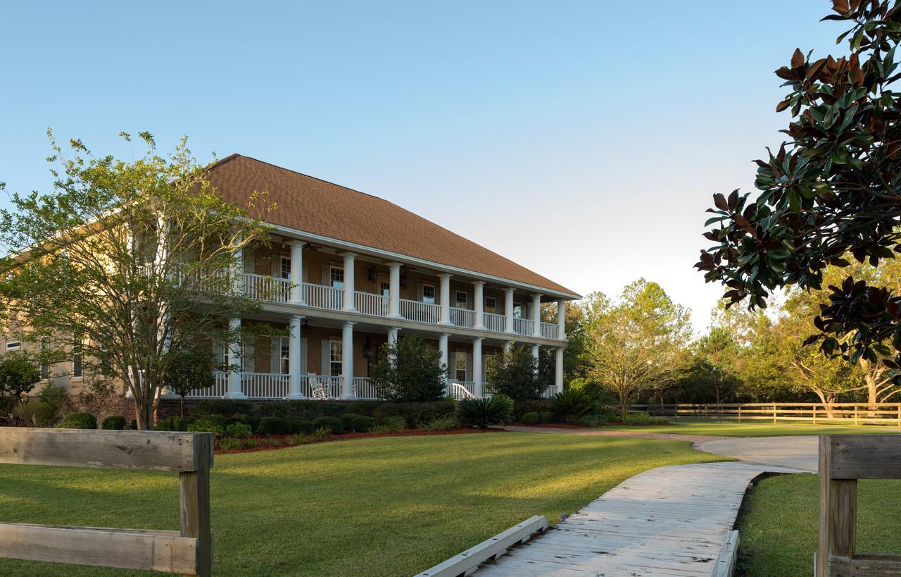 Horse Stamp Inn Waverly 外观 照片